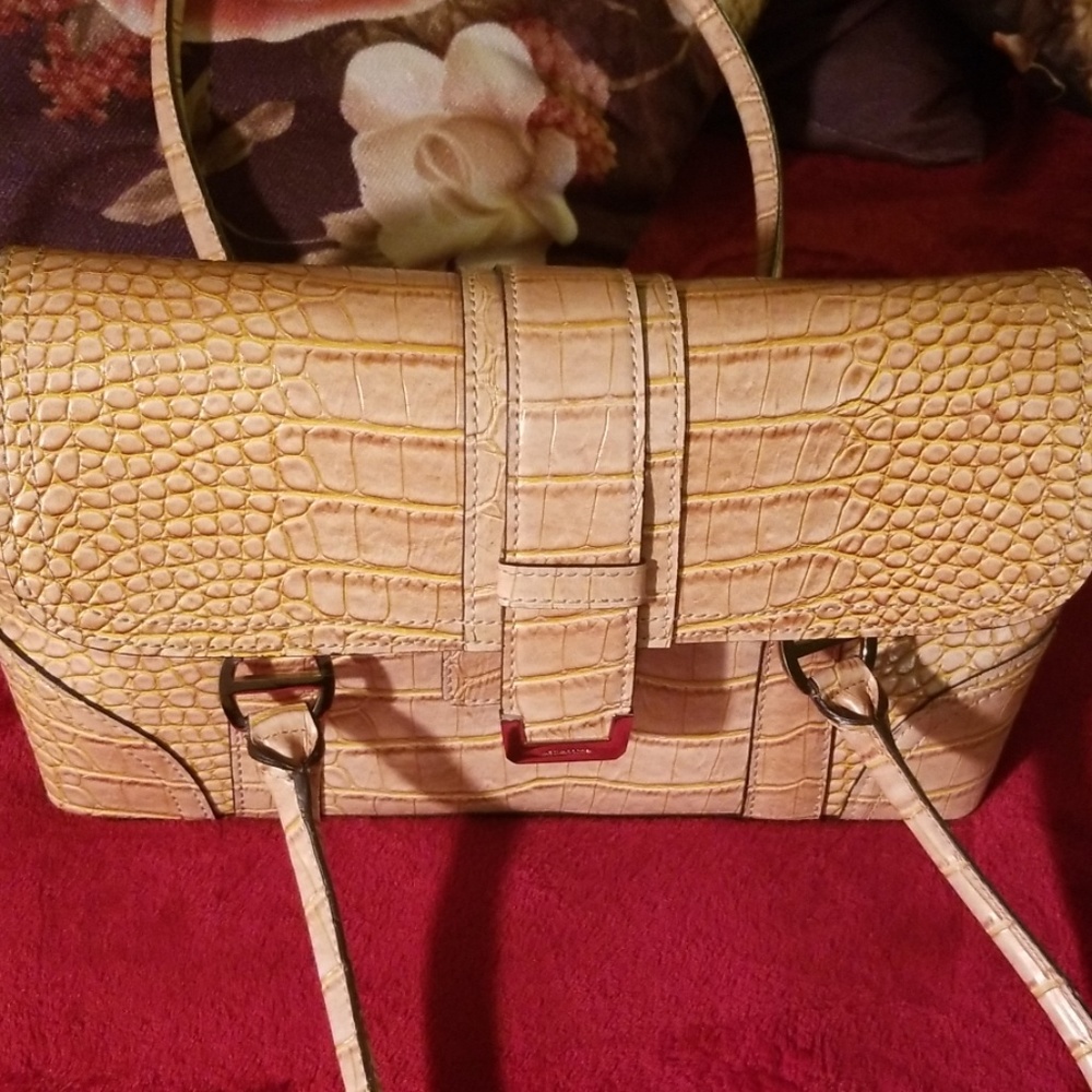 Liz clayborn small bag